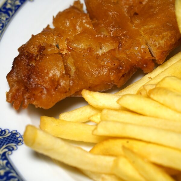 Pollo Empanado con Patatas